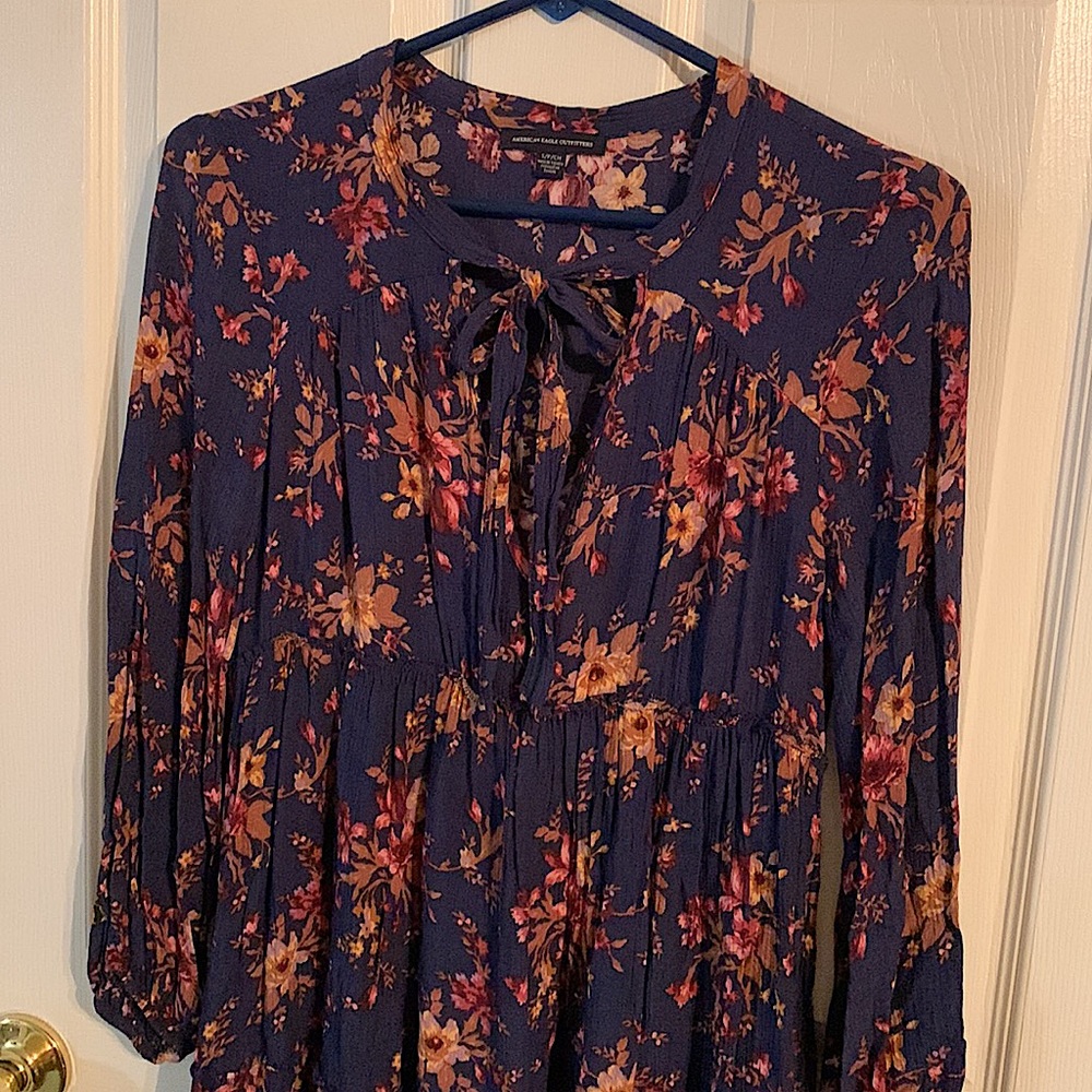American Eagle navy blue floral dress. Size S.